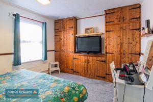 Bedroom - click for photo gallery
